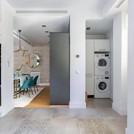 Aldo Lägenhet München